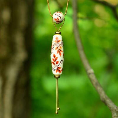 Chain with glass beads